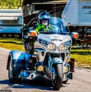 Meet your Posher, Bill